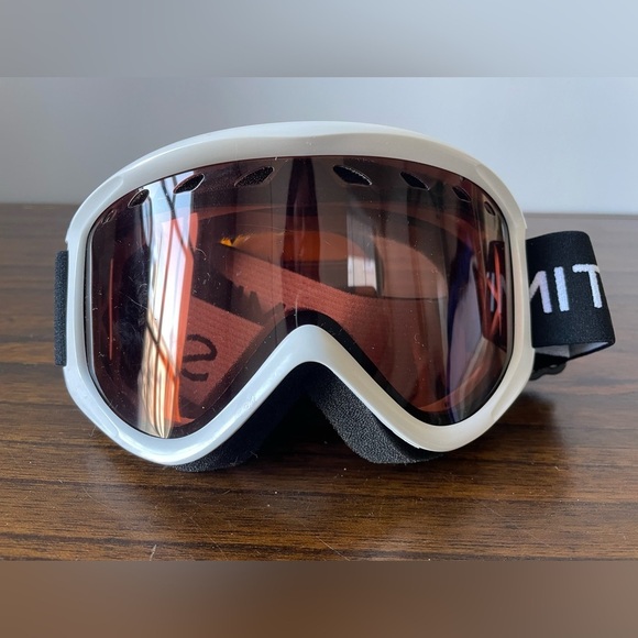 Smith snowboarding skiing goggles with bag - Picture 2 of 7